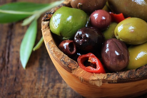 600 varieties of olives 